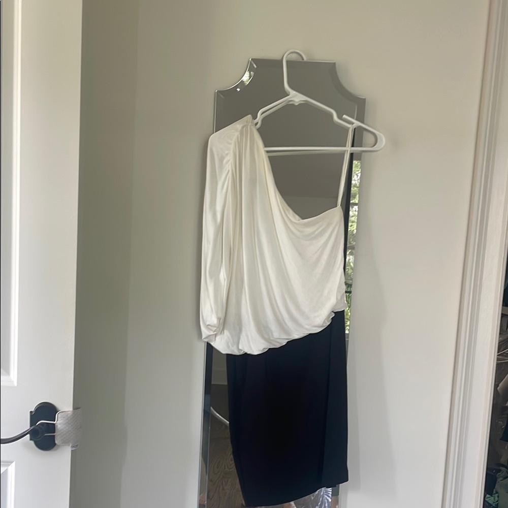 Alice + Olivia Cream Asymmetrical One Shoulder Cocktail Dress